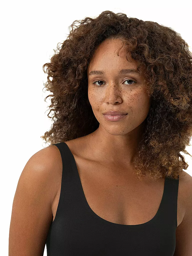 MEY | Unterhemd SIMPLY INVISIBLE schwarz | schwarz