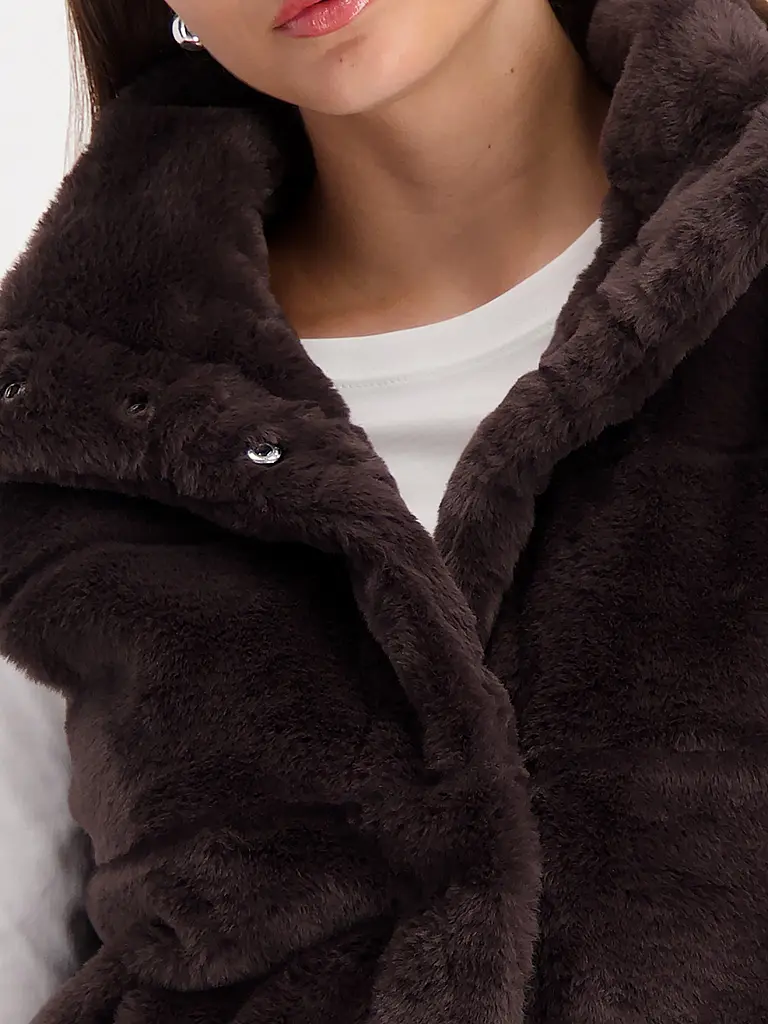 MONARI | Gilet in Felloptik  | Braun