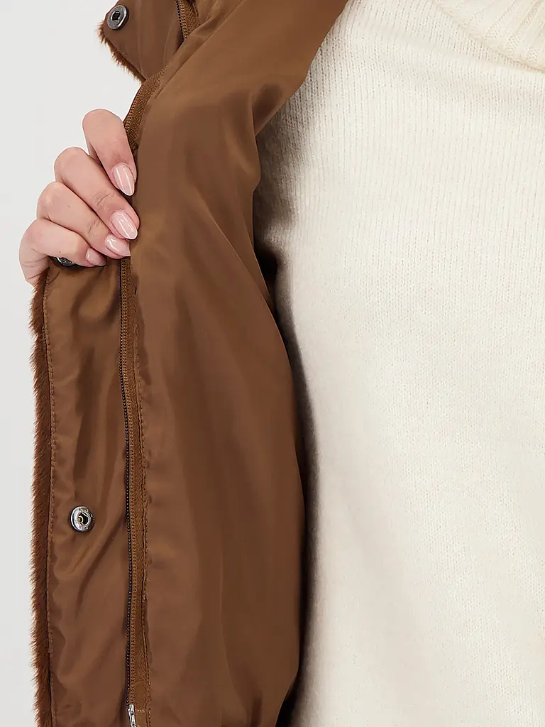 MONARI | Gilet in Felloptik | 