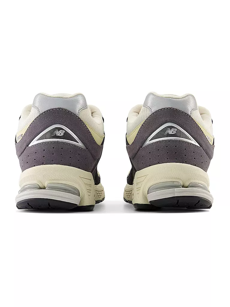 NEW BALANCE | Sneaker 2002R | schwarz