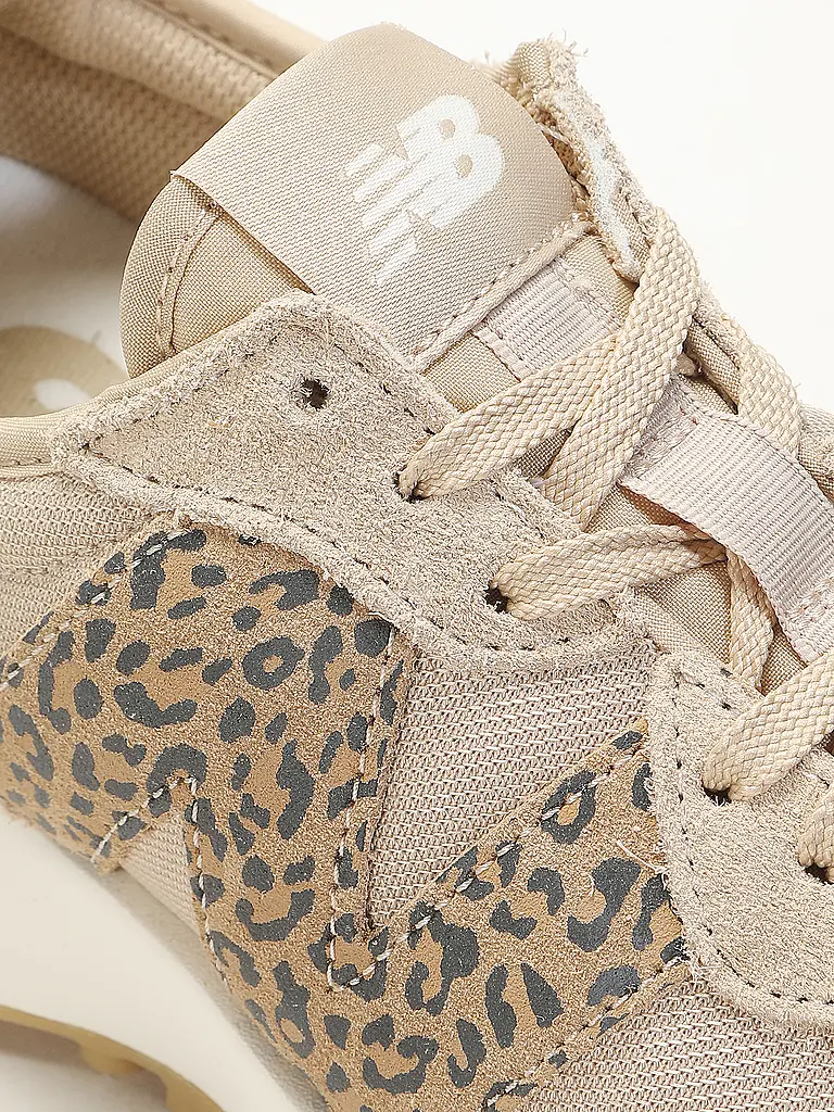 NEW BALANCE | Sneaker 327 | beige