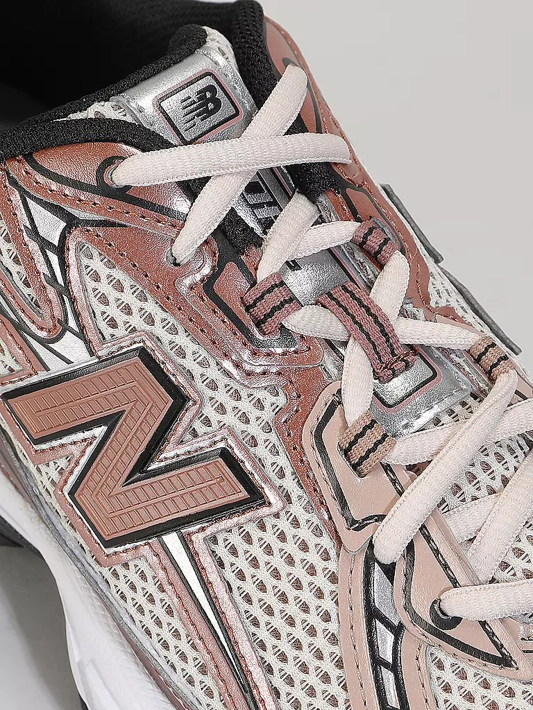 NEW BALANCE | Sneaker 740 | hellbraun