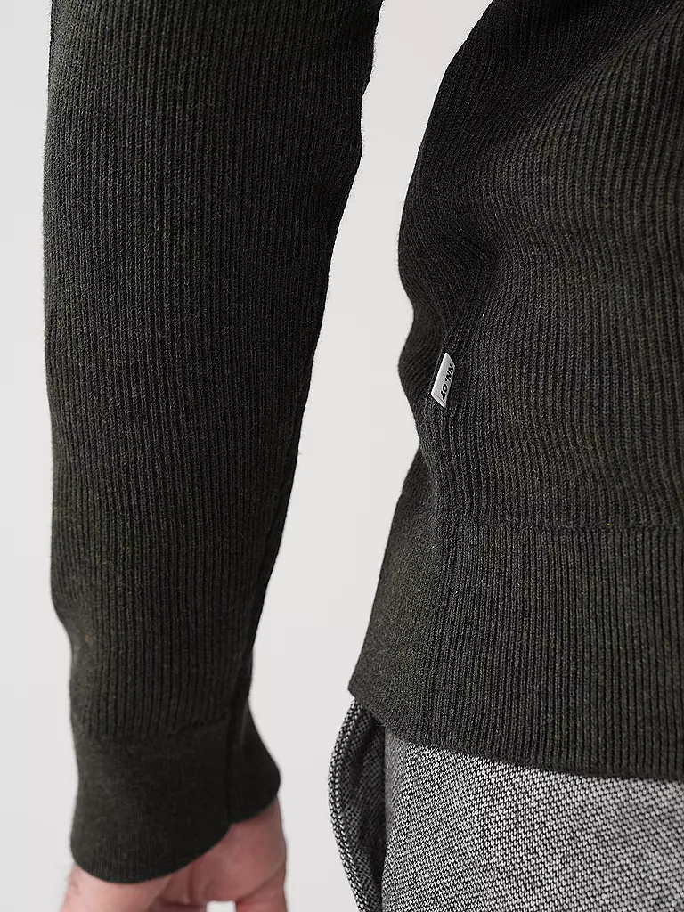 NN.07 | Pullover KEVIN | olive