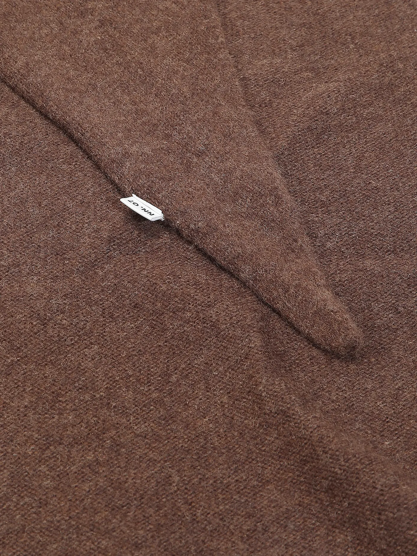 NN.07 | Triangel Schal | braun