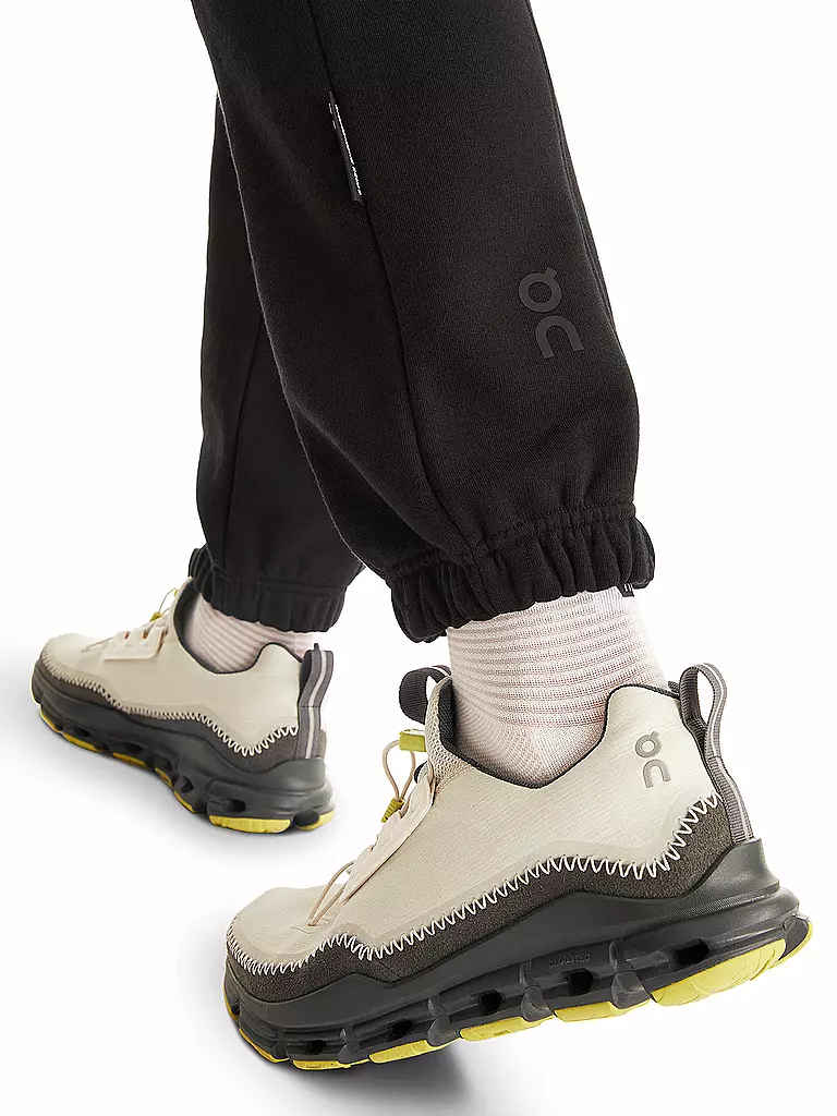 ON | Jogginghose | schwarz