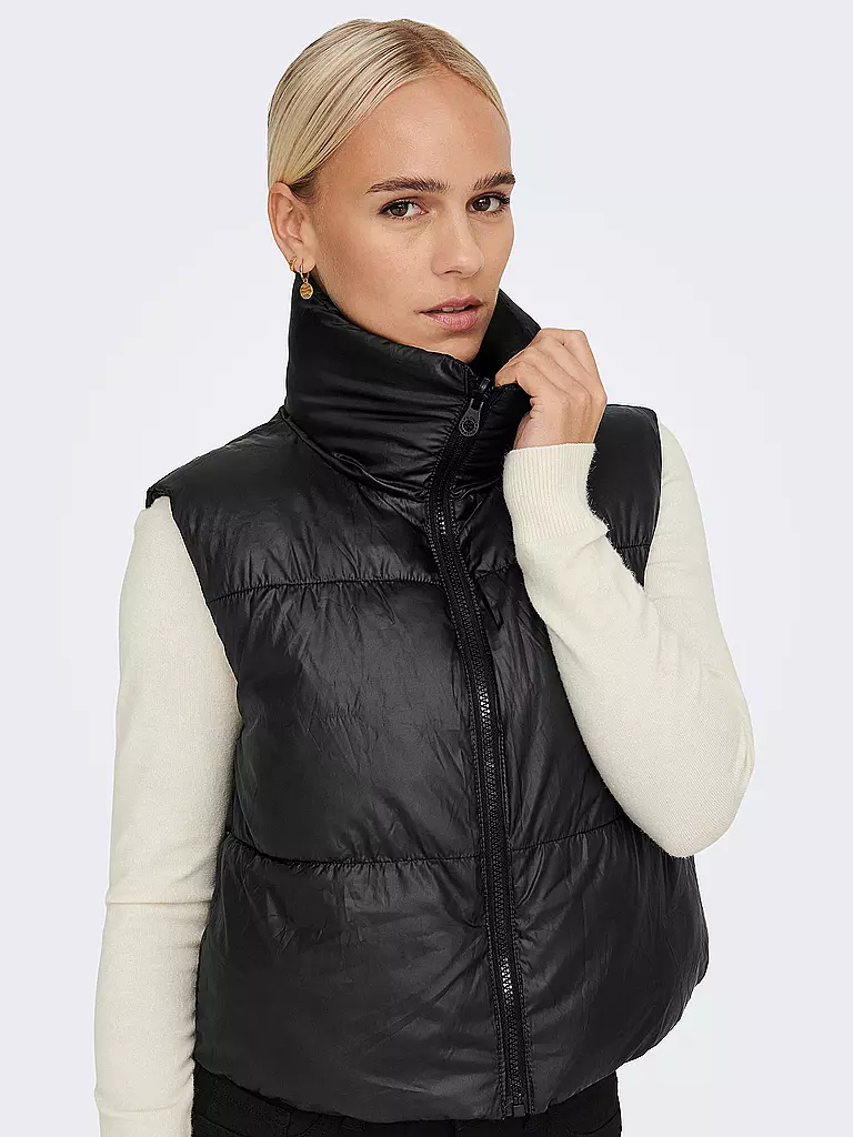 ONLY | Wendesteppgilet Cropped Fit ONLRICKY  | schwarz