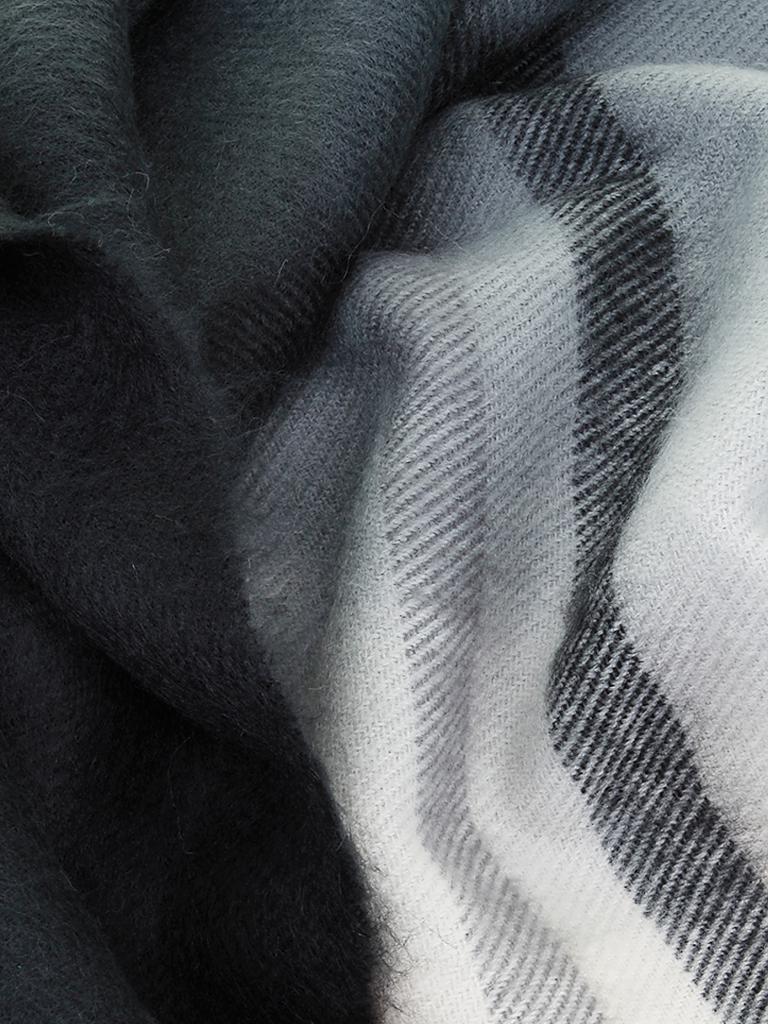 PIECES | Tuch | 