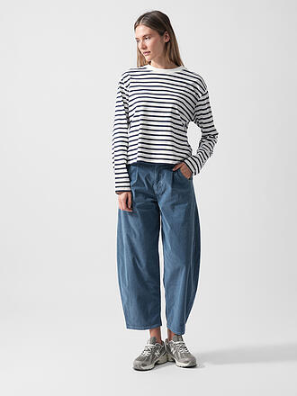 PNTS | Businesshose 05_THE O SHAPE