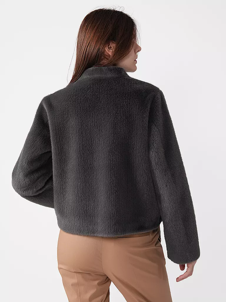 PRIDE TO BE | Jacke in Felloptik DANJA | grau
