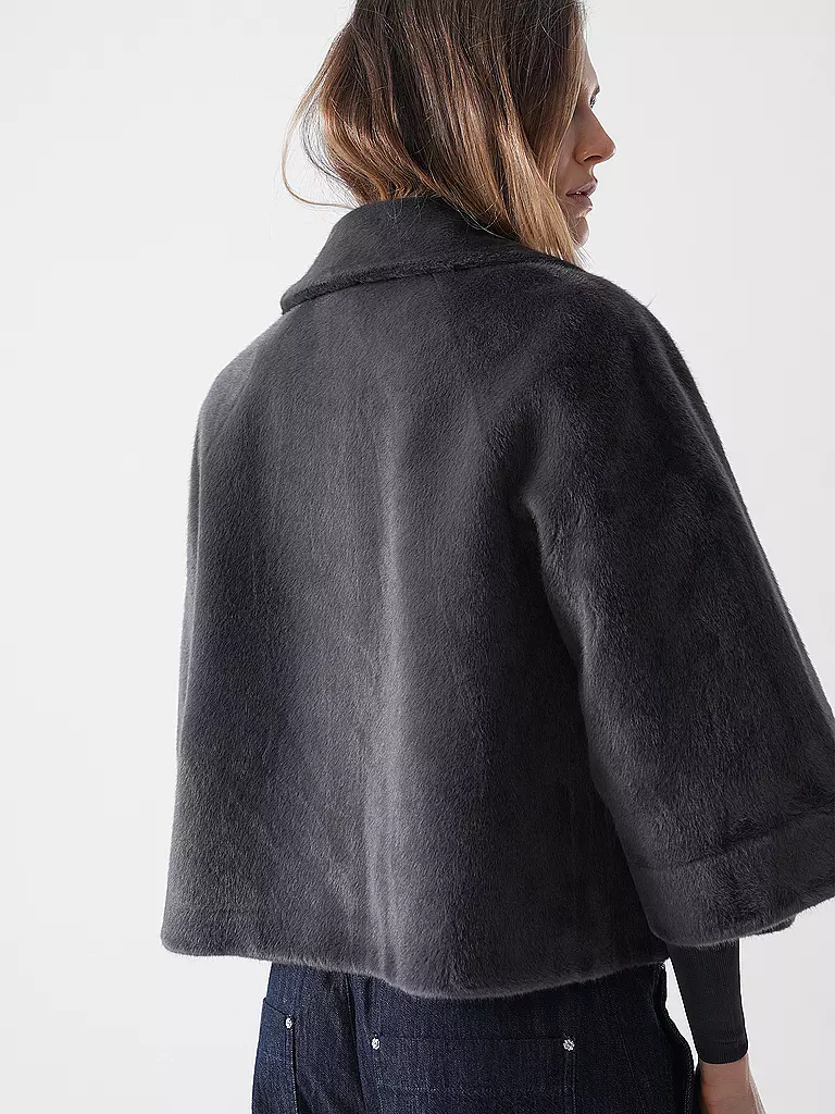 PRIDE TO BE | Jacke in Felloptik DOLORES | grau