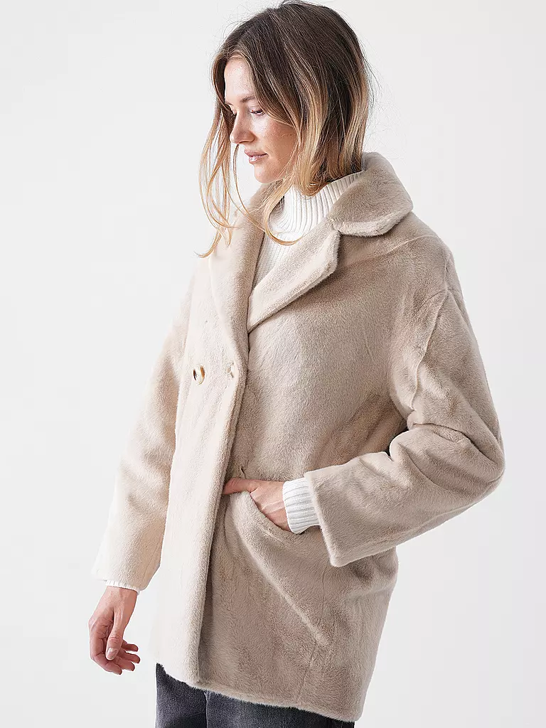 PRIDE TO BE | Jacke in Felloptik HEDA | beige