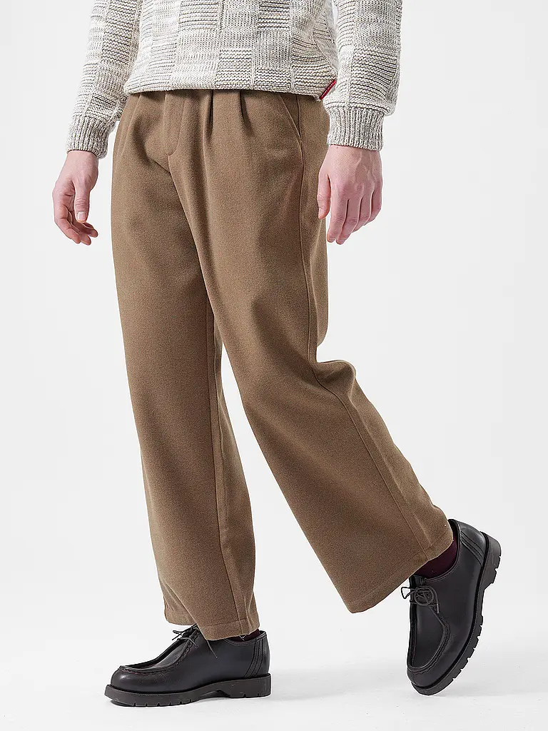 PROHIBITED | Hose DOUBLE PLEATED CLUB PANTS | Camel