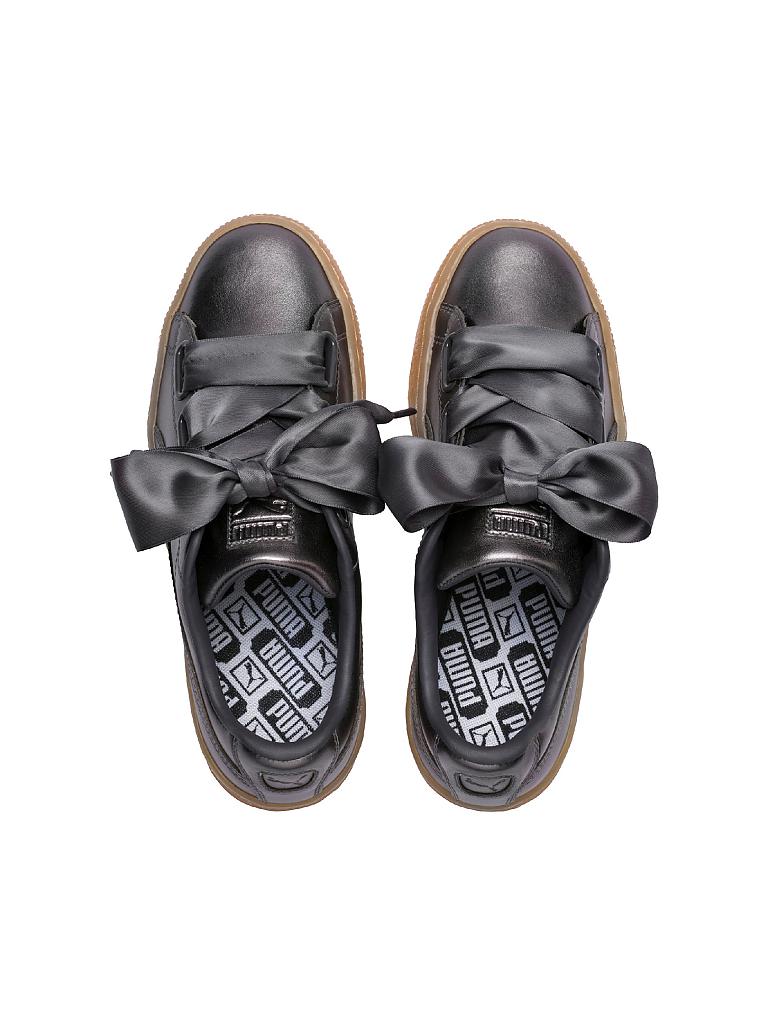PUMA | Sneaker "Basket Heart Luxe" | grau