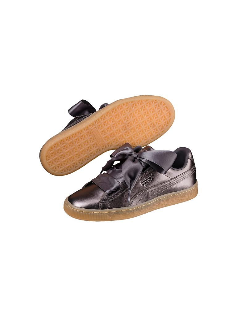 PUMA | Sneaker "Basket Heart Luxe" | grau