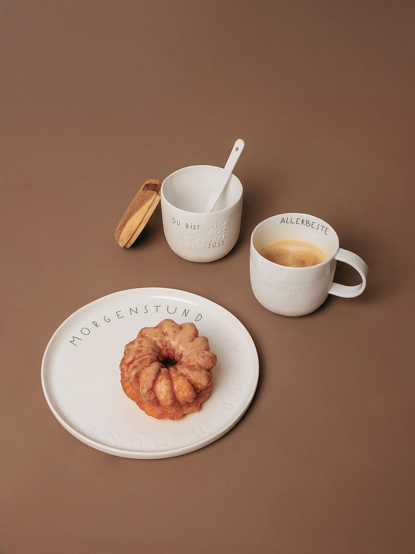 RAEDER | Tasse 300ml GUTEN MORGEN Alles Freundin  | weiss