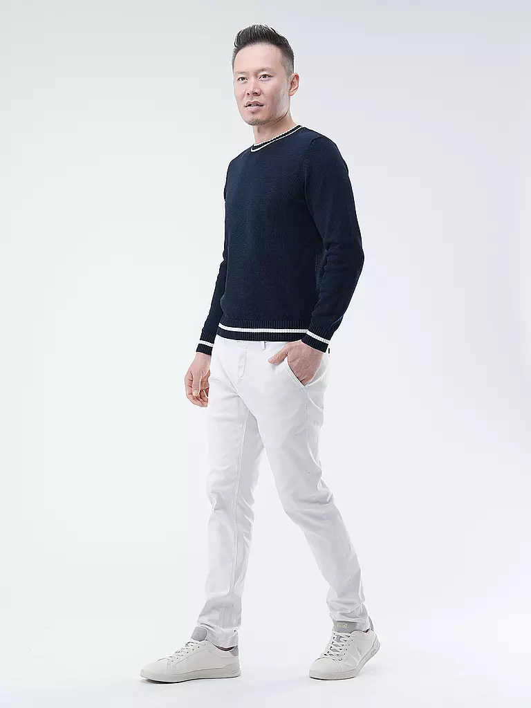 REPLAY | Chino ZEUMAR  | weiss