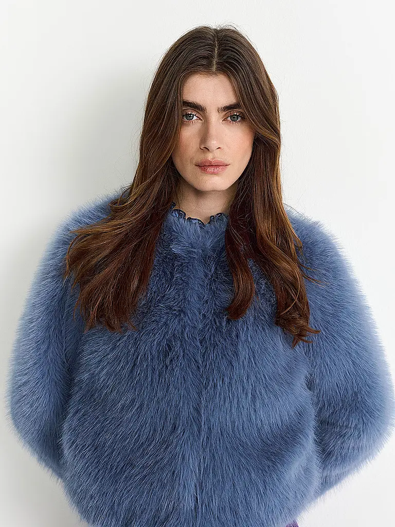 RICH & ROYAL | Jacke in Felloptik |