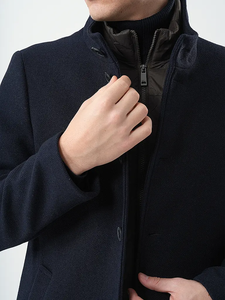 ROY ROBSON | Mantel | 