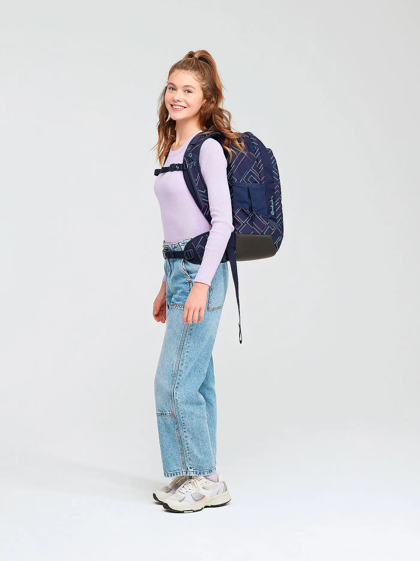 SATCH | Schulrucksack Air Purple Lazer | dunkelblau