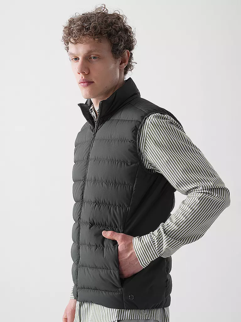 SCANDINAVIAN EDITION | Steppgilet  RATIO II | olive