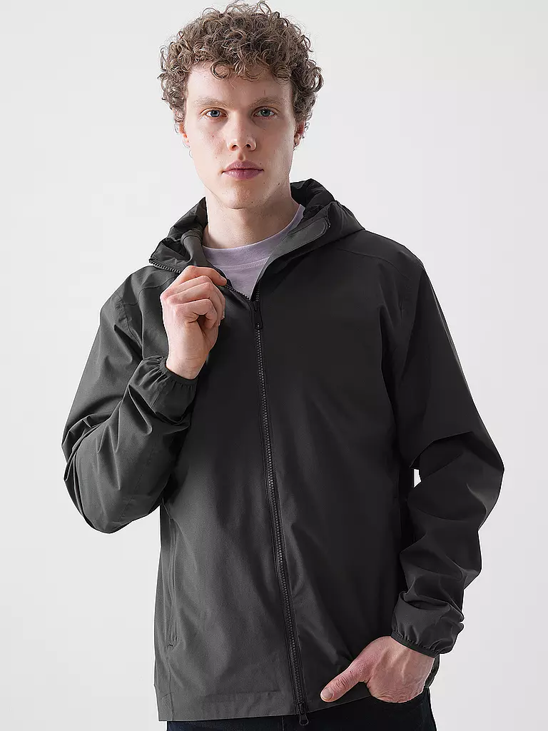 SCANDINAVIAN EDITION | Windbreaker  | olive