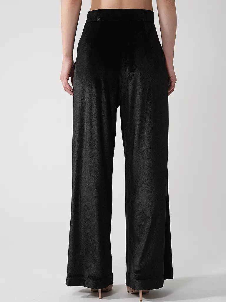 SILVIA SCHNEIDER | Samthose  | schwarz