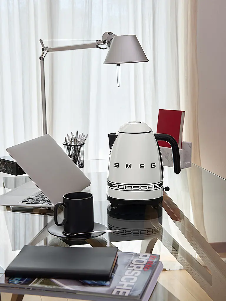 SMEG | Wasserkocher 1,7l PORSCHE X Carrara White  | Weiss