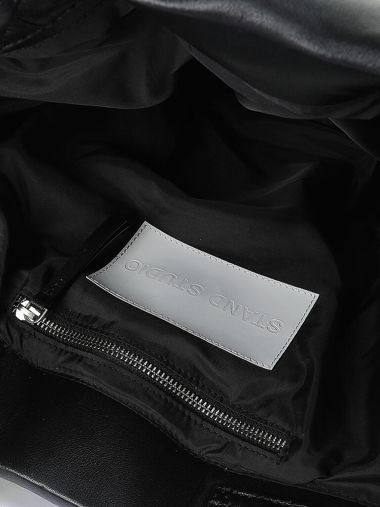STAND | Ledertasche - Shopper Assante Puffy Bag | schwarz