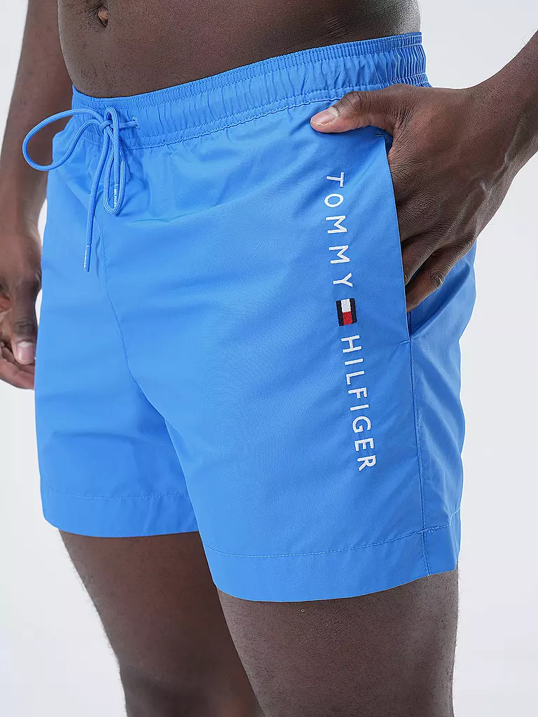 TOMMY HILFIGER | Badeshorts | grün