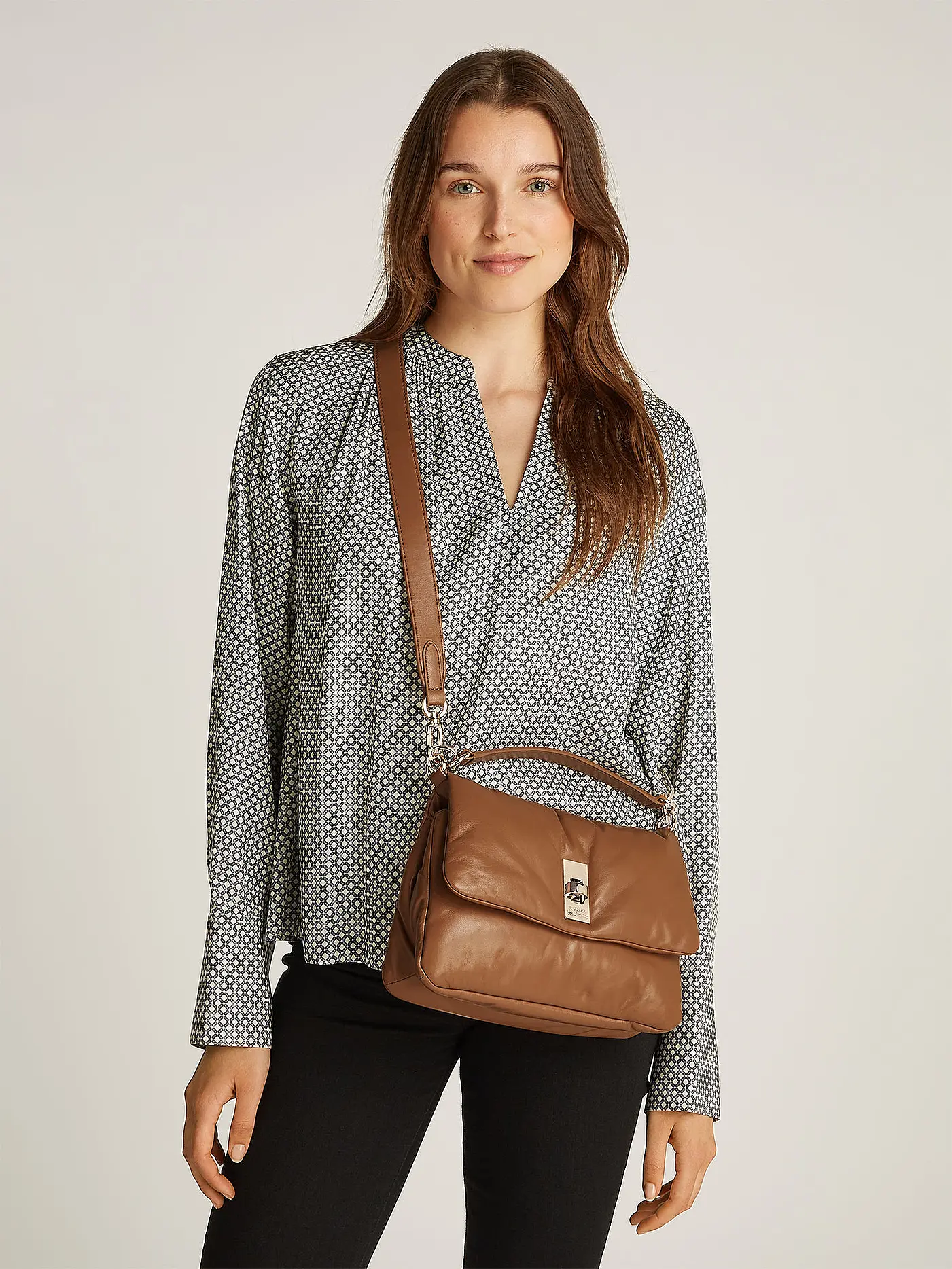 TOMMY HILFIGER | Ledertasche - Henkeltasche  | braun