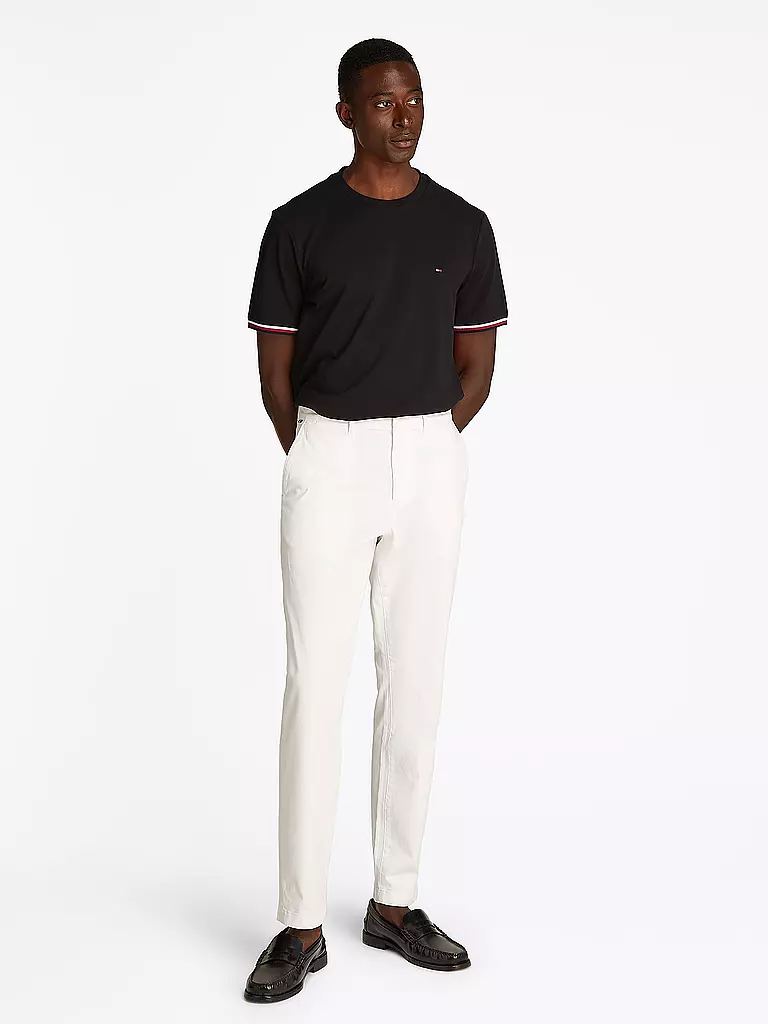 TOMMY HILFIGER | T-Shirt  | schwarz