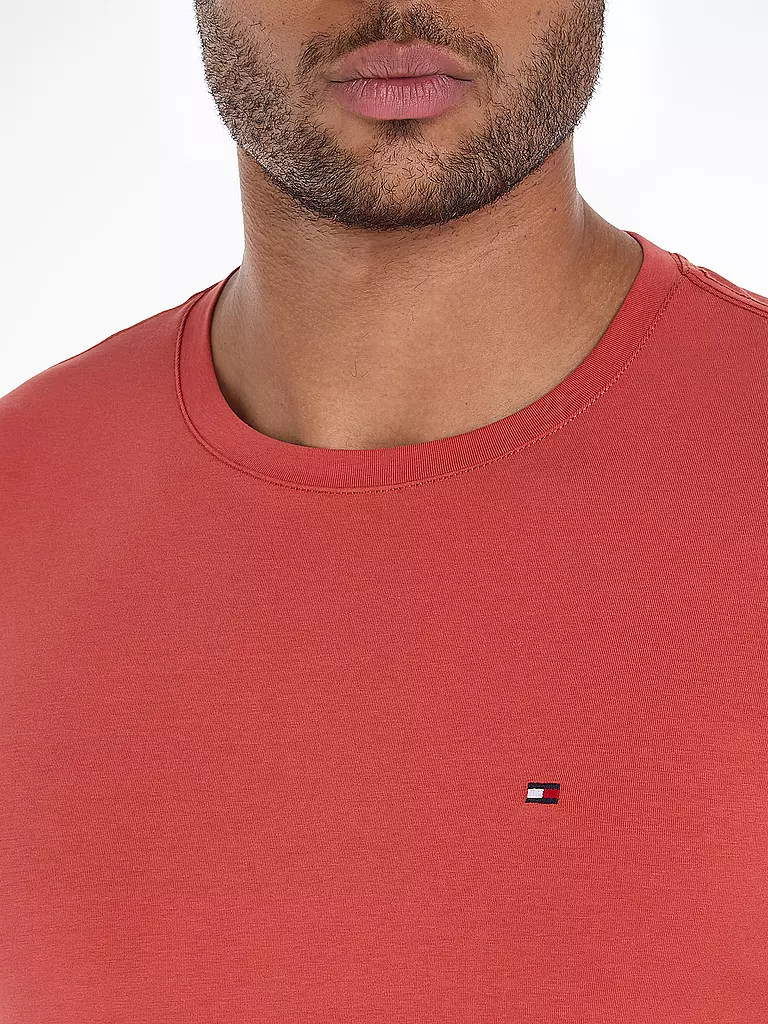 TOMMY HILFIGER | T-Shirt Slim Fit | rot