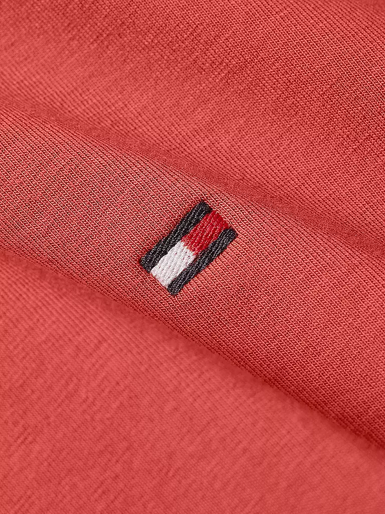 TOMMY HILFIGER | T-Shirt Slim Fit | rot
