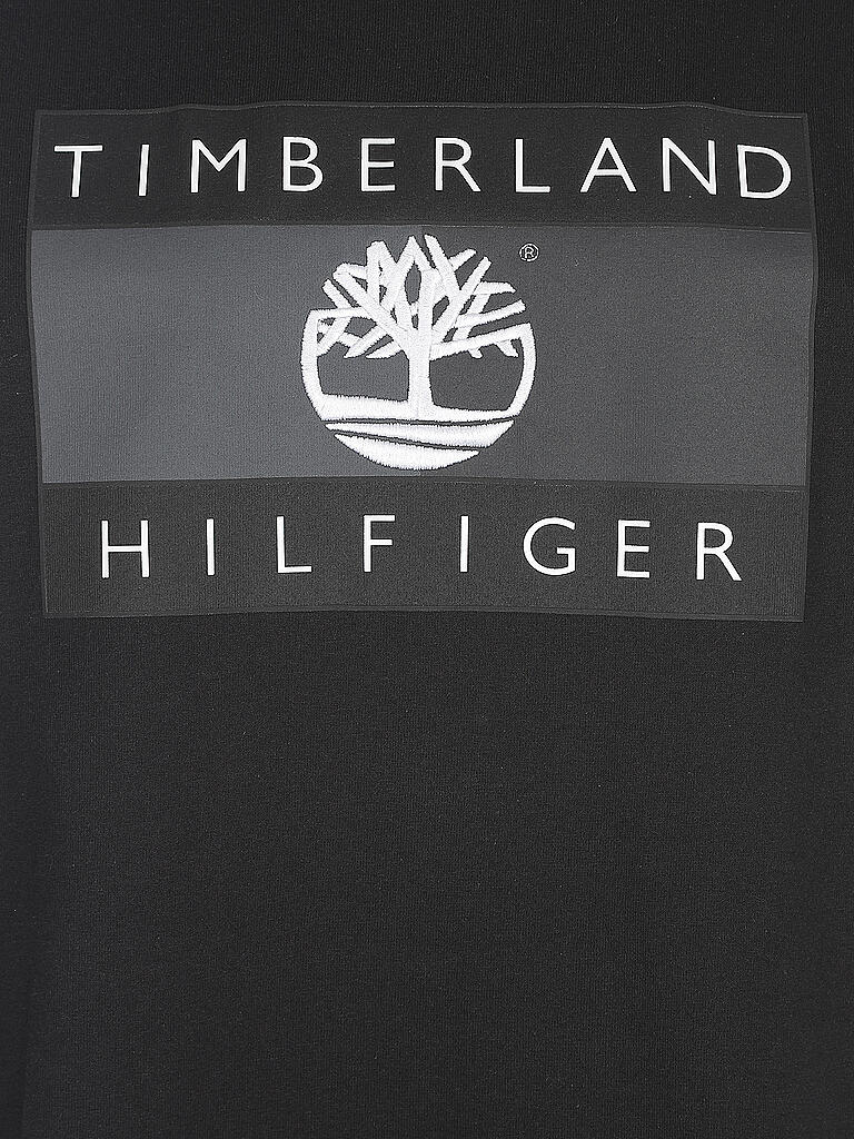 TOMMY HILFIGER | T-Shirt x TIMBERLAND | schwarz