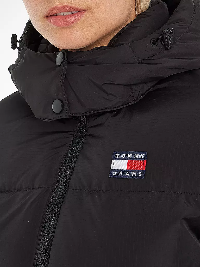 TOMMY JEANS | Daunenjacke ALASKA | schwarz