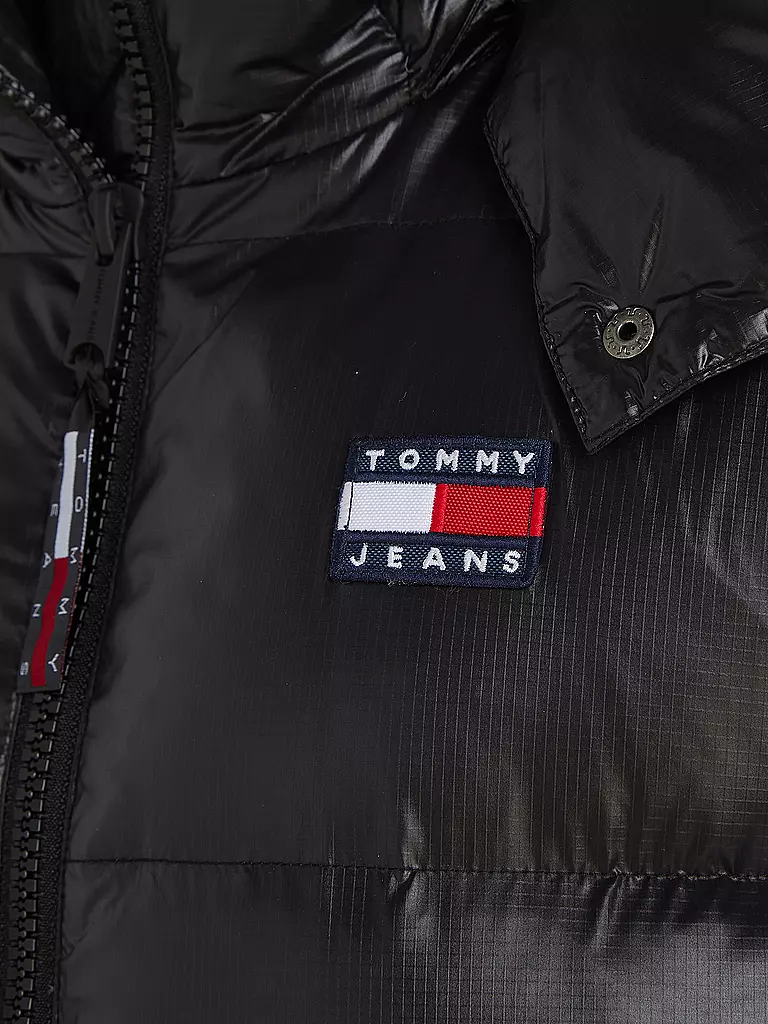 TOMMY JEANS | Daunensteppmantel | schwarz