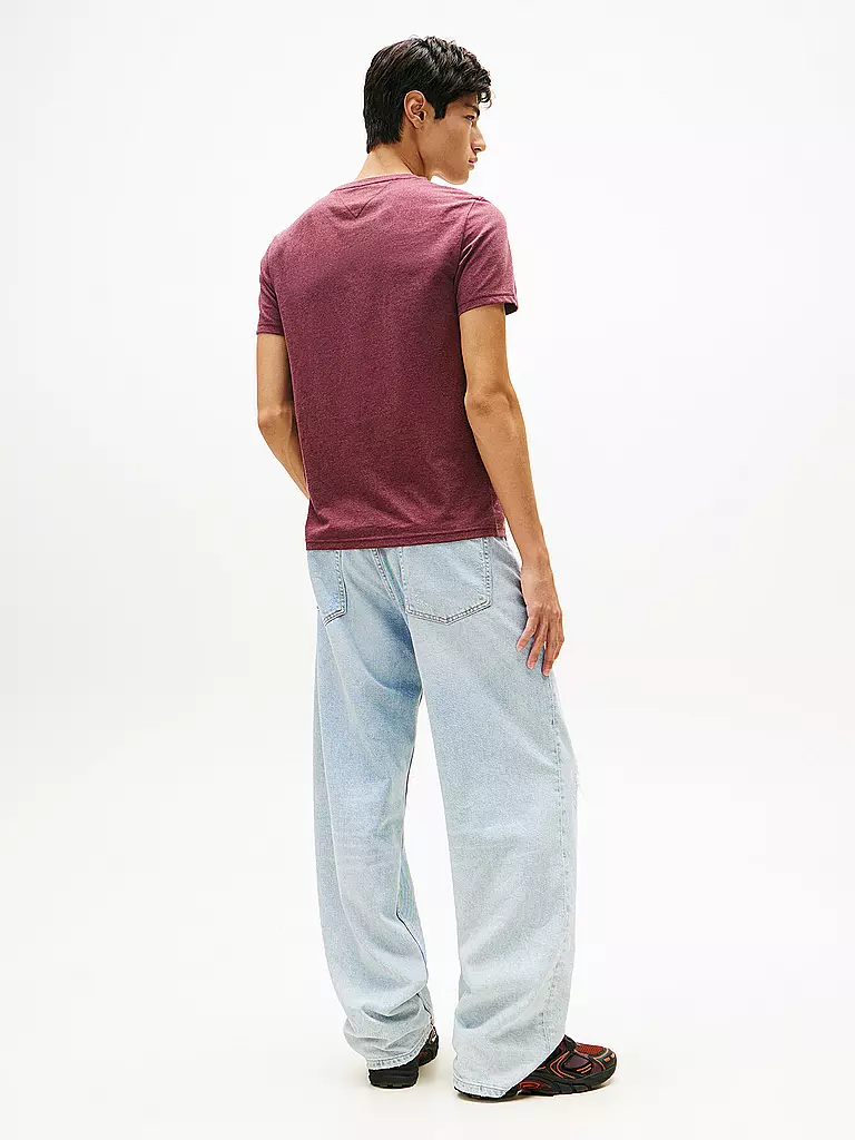 TOMMY JEANS | T-Shirt Slim Fit | dunkelrot