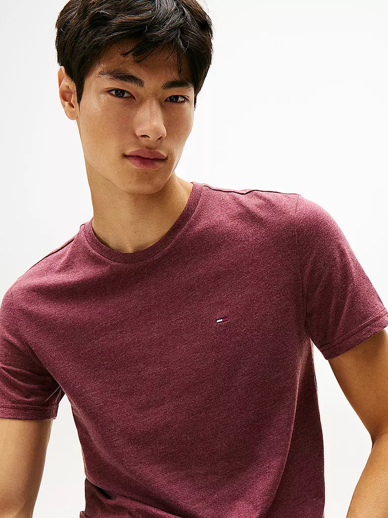 TOMMY JEANS | T-Shirt Slim Fit | dunkelrot