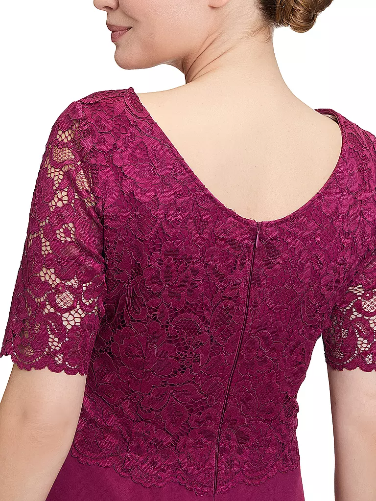 VERA MONT | Abendkleid  | beere