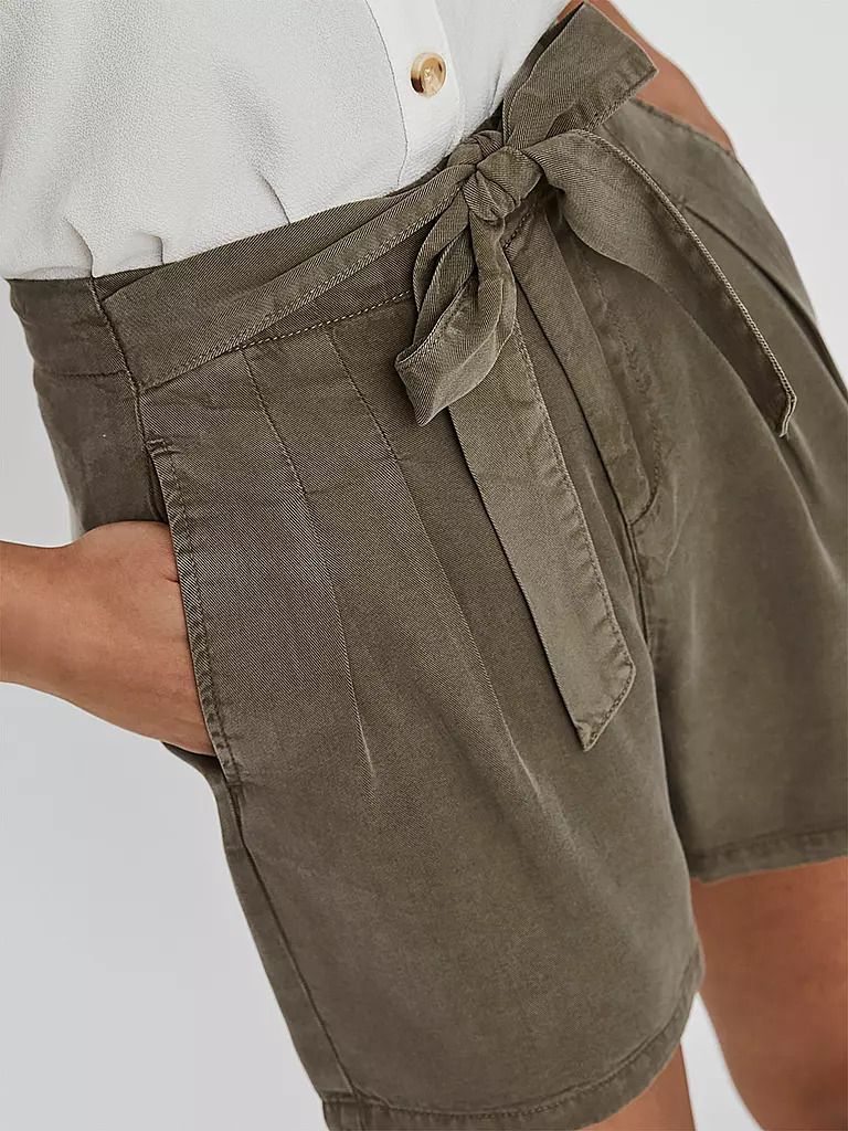 VERO MODA | Shorts Loose Fit VMMIA | olive