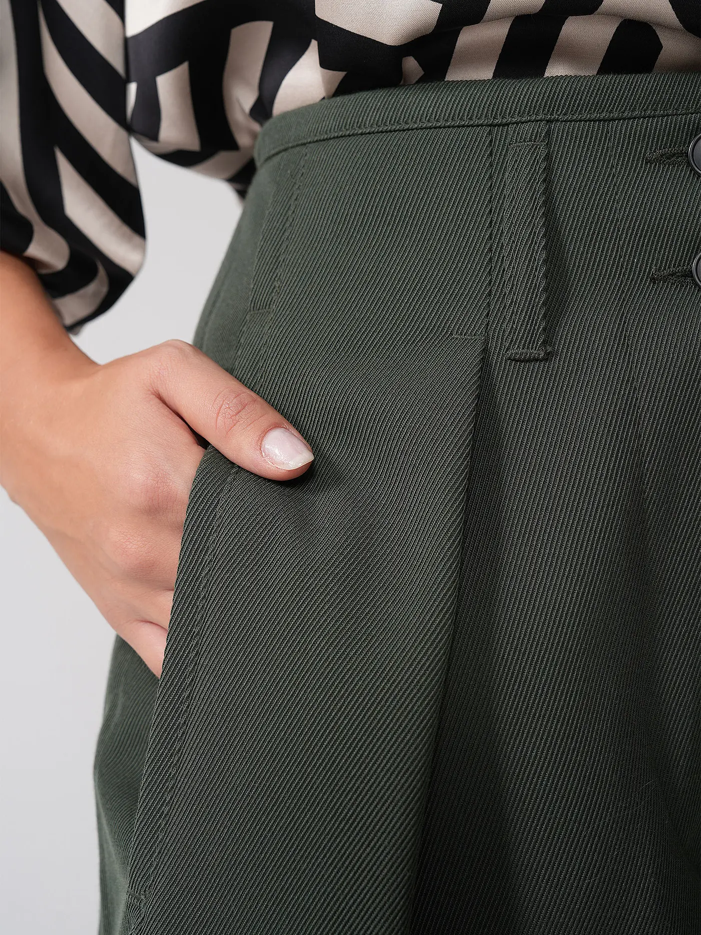 WEEKEND MAX MARA | Hosenrock - Skorts AERO | olive