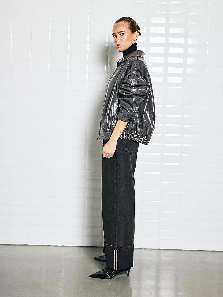 WITHBLACK | Jacke aus Lederimitat GILIAN | 