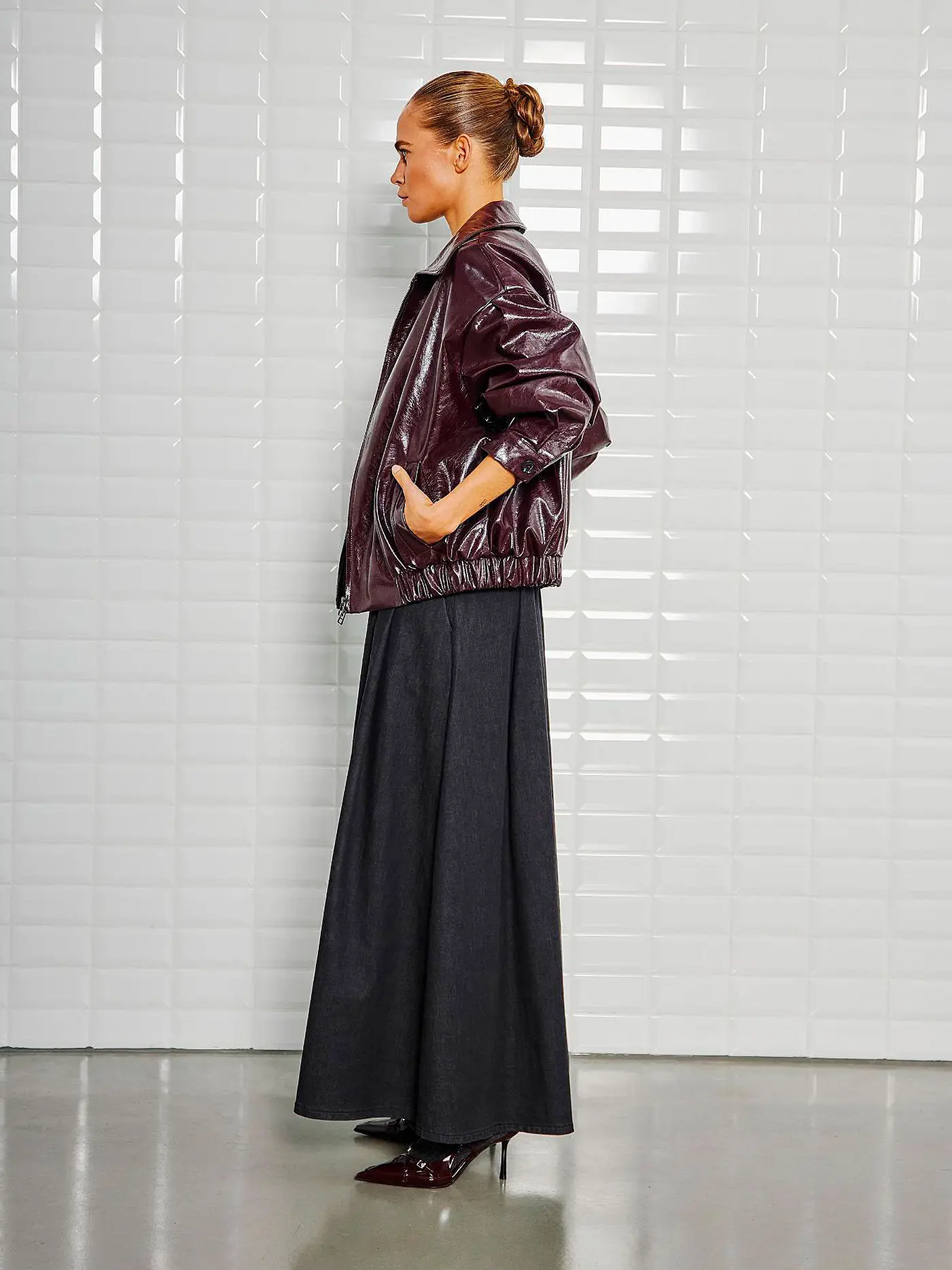 WITHBLACK | Jacke aus Lederimitat GILIAN | dunkelrot