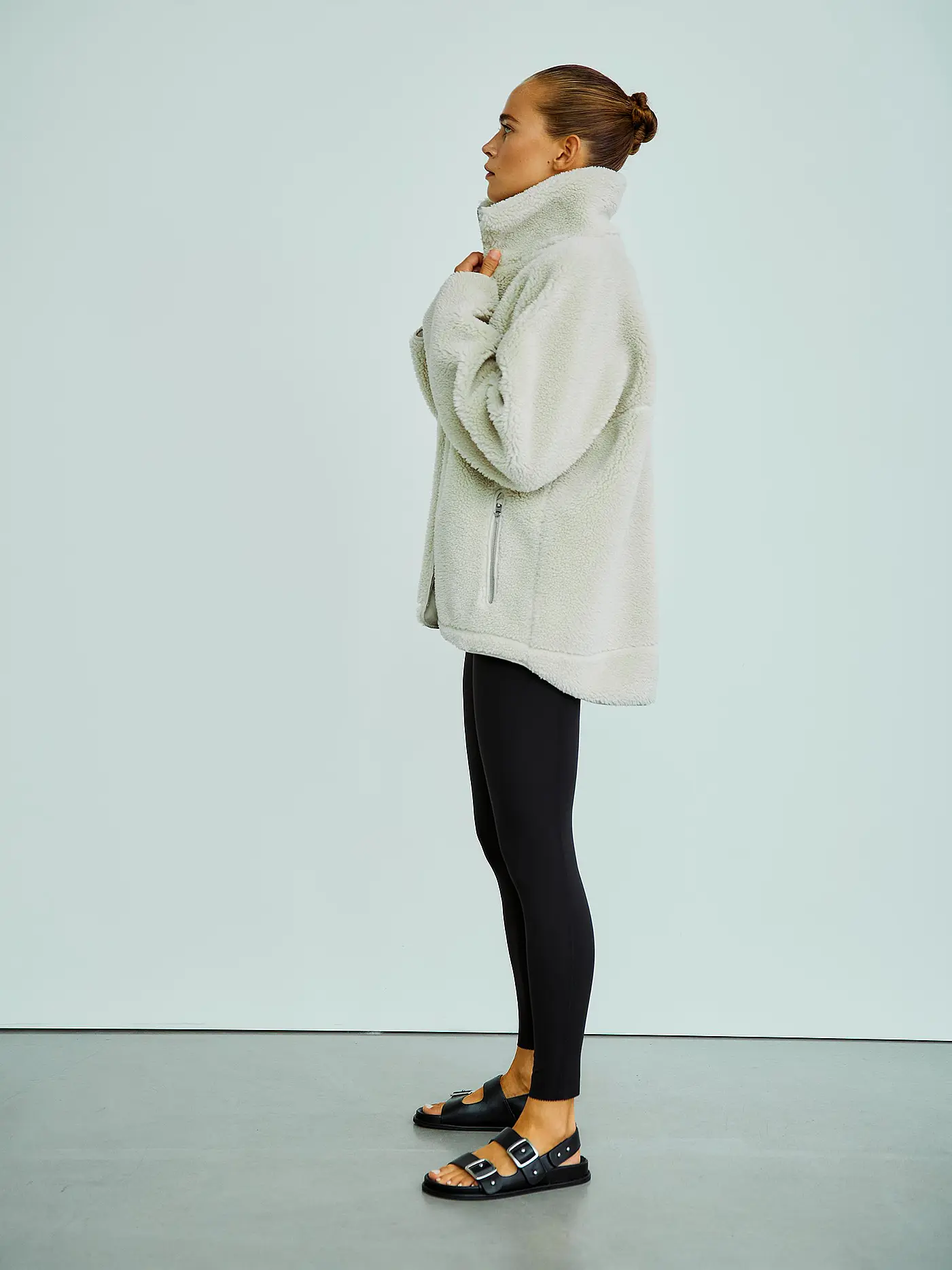 WITHBLACK | Jacke in Felloptik PILE | beige