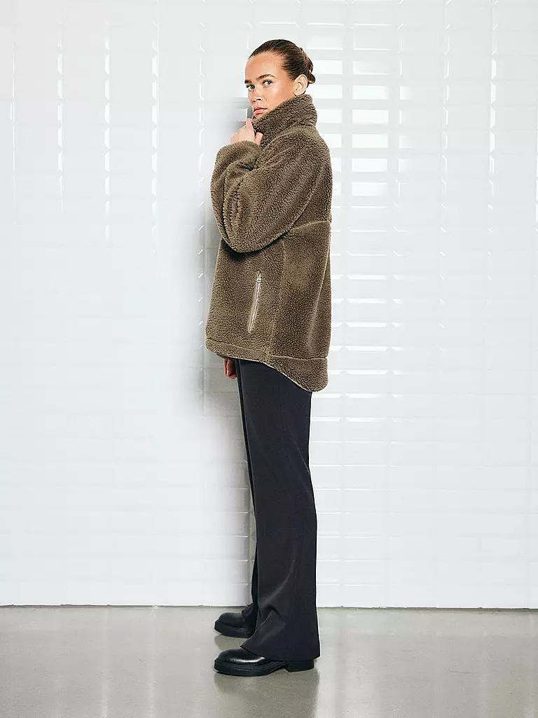 WITHBLACK | Jacke in Felloptik PILE | 