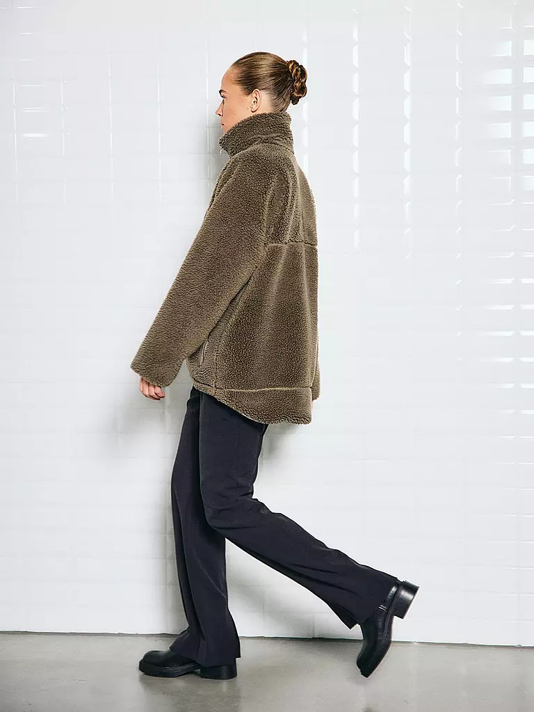 WITHBLACK | Jacke in Felloptik PILE | 