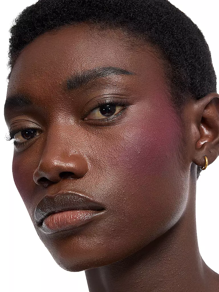 YVES SAINT LAURENT | Rouge - Make Me Blush Bold Blurring Blush (03 Mischievous Magenta) | rosa